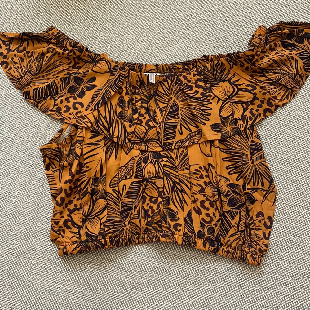 BCBG Generation Crop Top